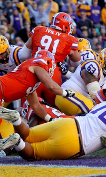 No. 21 Florida stops No. 16 LSU, 16-10, clinches SEC East